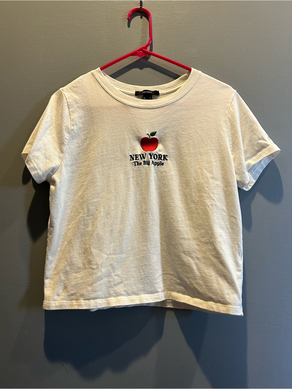 White 'New York The Big Apple' Graphic Tee